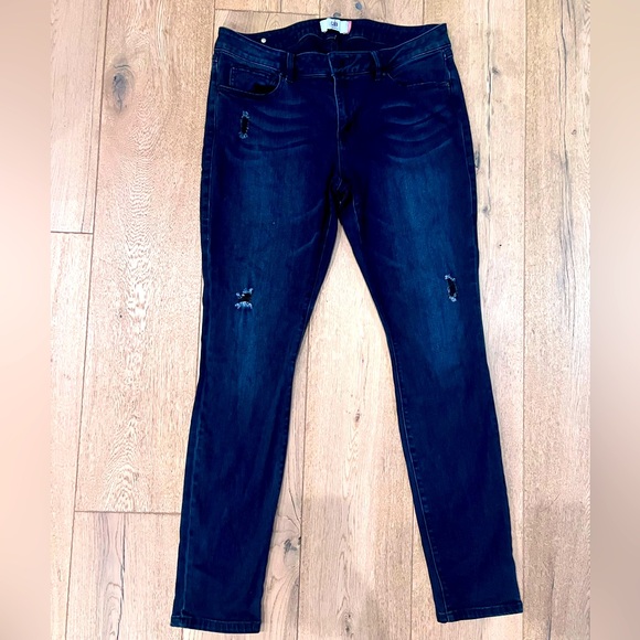 Cabi Distressed Curvy Skinny Jeans Womens Size 12 Blue - Picture 1 of 3